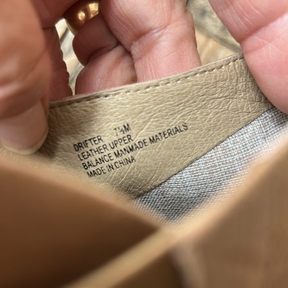 OTBT Drifter Sandal in Elmwood Size 7 1/2 - Picture 10 of 11